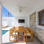 Villa Traditional Seaside Stone With Private Pool