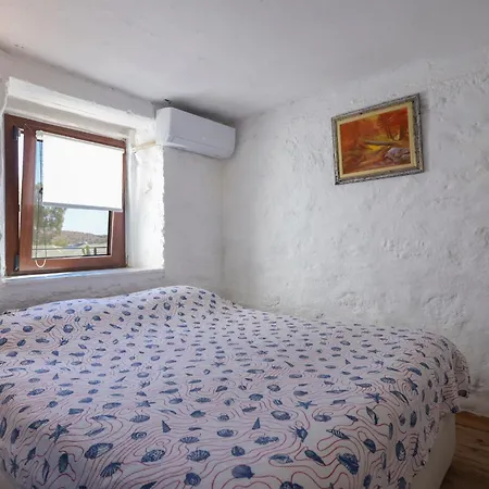 Traditional Seaside Stone With Private Pool فيلة بودروم