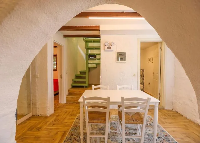 Villa Traditional Seaside Stone With Private Pool *