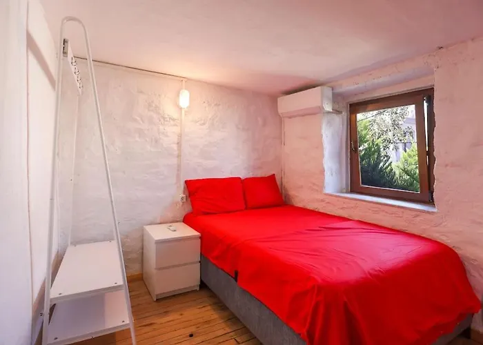 Villa Traditional Seaside Stone With Private Pool Bodrum