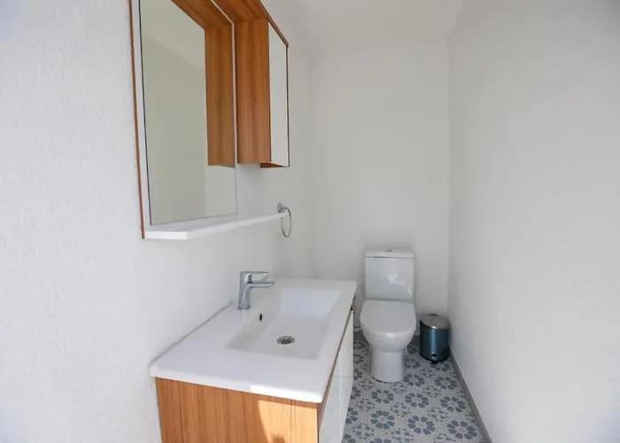 Traditional Seaside Stone With Private Pool