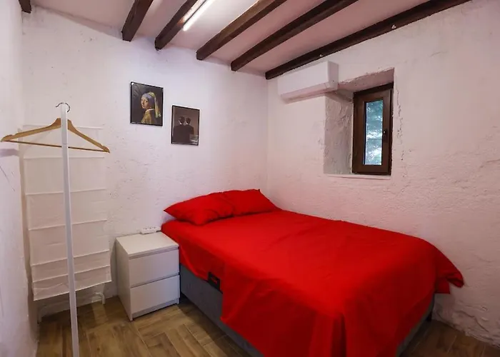 Villa Traditional Seaside Stone With Private Pool