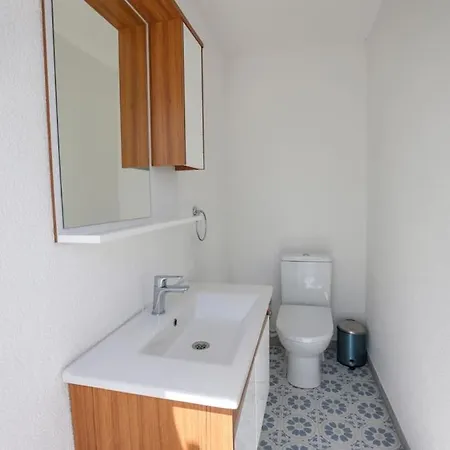 Traditional Seaside Stone With Private Pool
