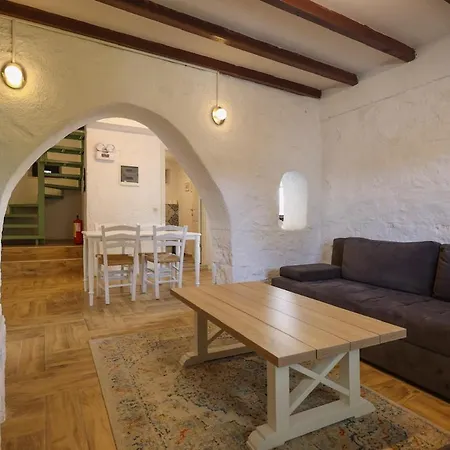 Villa Traditional Seaside Stone With Private Pool Bodrum