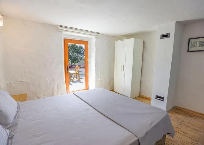 Villa Traditional Seaside Stone With Private Pool Bodrum